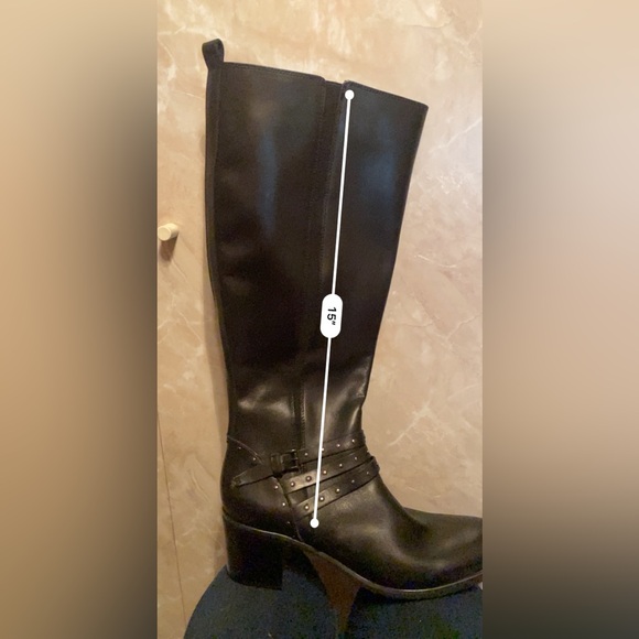 NEW COACH**send offer**AND FOUR BOOTS - Picture 13 of 13